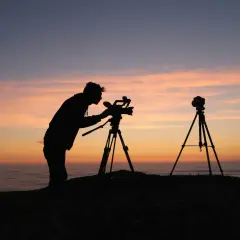 Ile zarabia fotograf miesięcznie? Zaskakujące fakty o dochodach w branży