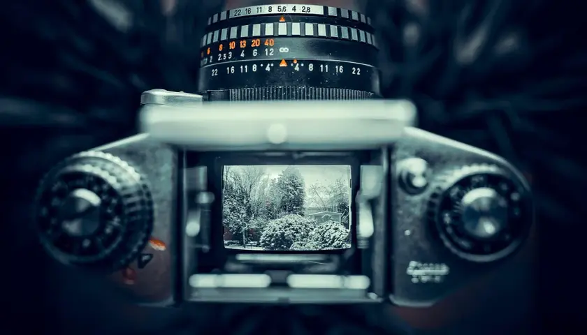 Czy warto spakować Sigmę 20-200 mm F/3.5-6.3 DG Contemporary do plecaka?