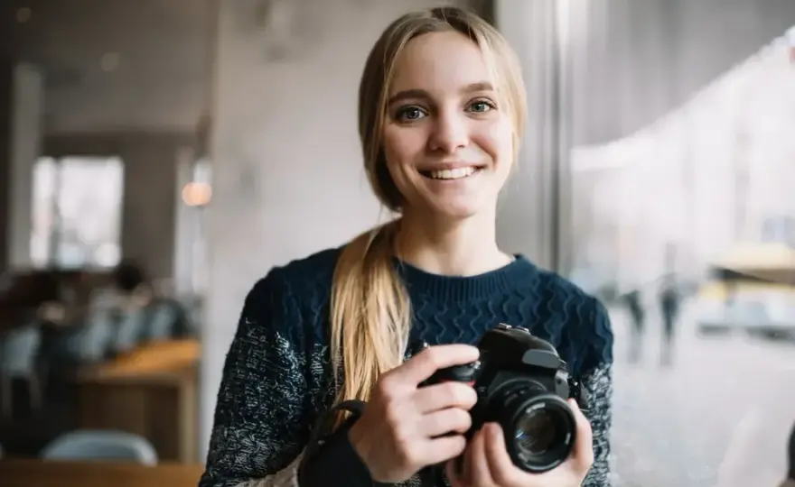 Ile zarabia fotograf weselny? Poznaj prawdziwe zarobki w Polsce